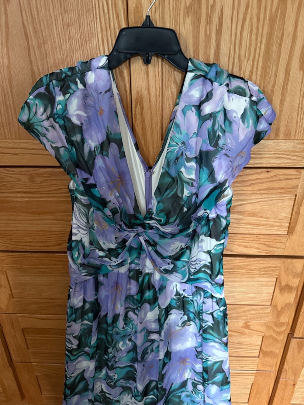 Floral Twist Front V-Neck Maxi Dress - Lavender Green